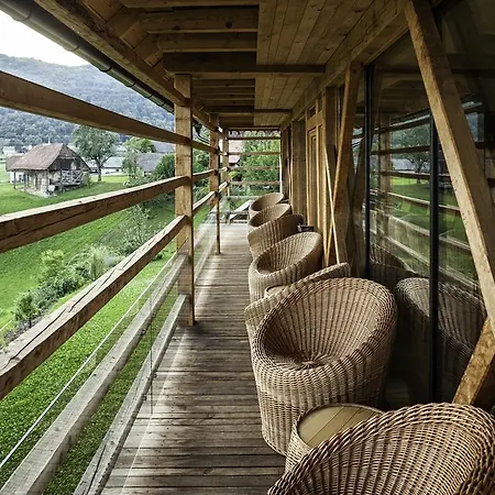 Nastanitev v družini Kalska Domacija Semic