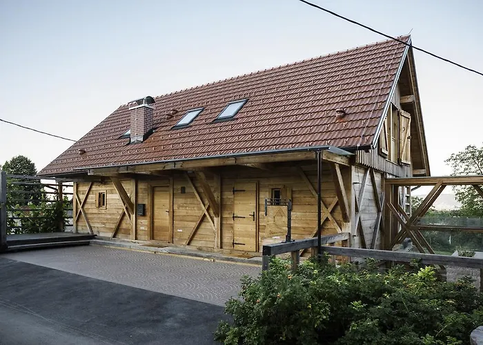 Kalska Domacija ホームステイ Semič