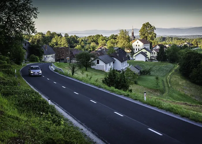 ホームステイ Kalska Domacija