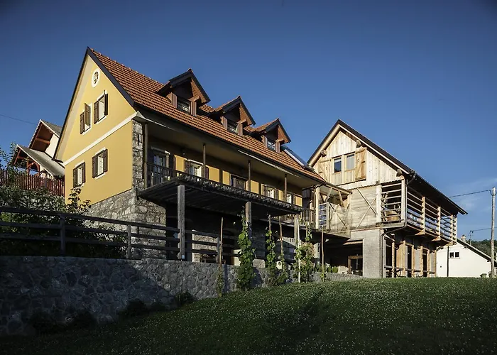 ホームステイ Kalska Domacija Semič